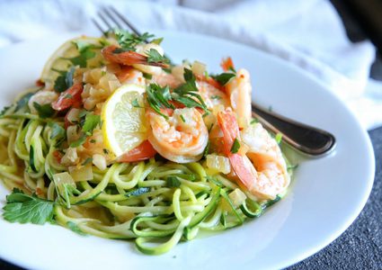 هل يمكن للإكثار من تناول الأطعمة المساهمة في خسارة الوزن؟