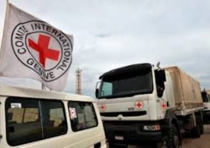 الصليب الأحمر: ندعو إلى عدم تعريض المدنيين للأذى
