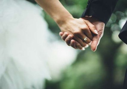 الزواج في منتصف الثلاثينات يؤدي إلى الطلاق!