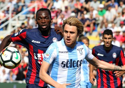 "لاتسيو" يهدر فرصة حسم البطاقة الأخيرة لدوري الأبطال