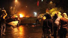 إصابات واعتقالات في مواجهات عنيفة بمخيم شعفاط وأبو ديس