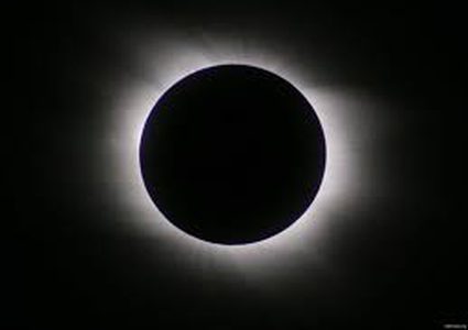 الأرض على موعد مع أطول خسوف للقمر منذ سنوات