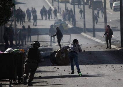 إصابة نحو 50 مواطنا بجروح وبالاختناق عند المدخل الشمالي لمدينة بيت لحم