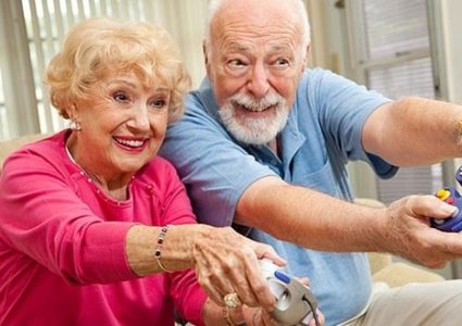 التمارين الرياضية أثناء لعب ألعاب الفيديو تعالج مرضى الزهايمر