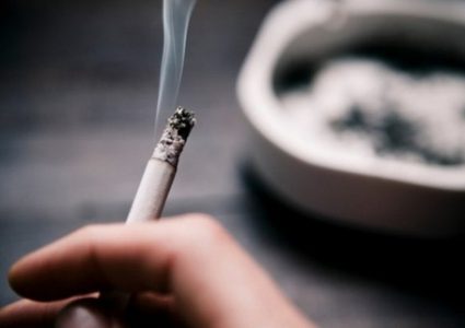 هل تؤدي السمنة إلى التدخين ؟