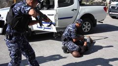 الشرطة تلقي القبض على فار من العدالة