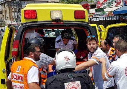 مصرع عامل سقط في ماكينة للعجين