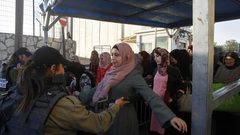 في الجمعة الاولى من رمضان... الاحتلال يحول القدس لـ"ثكنة عسكرية"(صور)