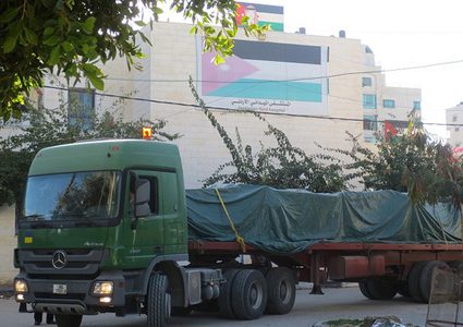 وصول مساعدات طبية أردنية إلى غزة