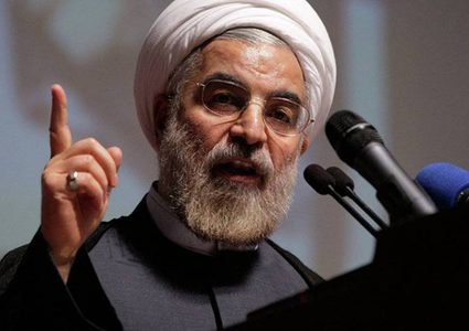 روحاني يدعو الدول الإسلامية إلى إعادة النظر في علاقاتها الاقتصادية مع أمريكا