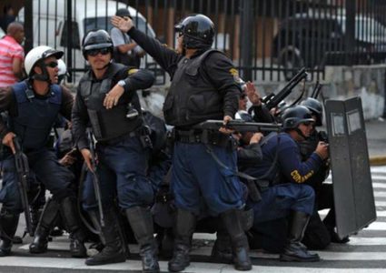 11 قتيلا بعصيان داخل سجن في فنزويلا