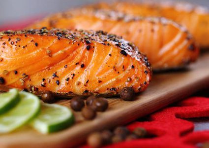 ما هي فوائد تناول الأسماك الزيتية مرتين أسبوعيًا ؟