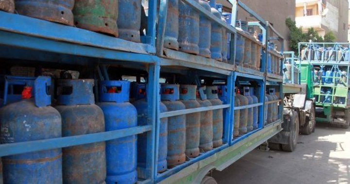 مدير الادارة العامة للبترول: إدخال 300 طن غاز لغزة اليوم لأول مرة منذ الازمة