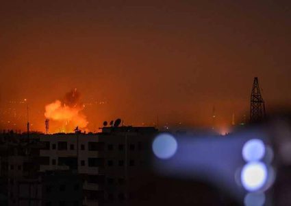 انفجارات قوية بغرفة عمليات إيرانية جنوبي دمشق