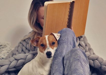 لماذا يفضل الإنطوائيون اللجوء إلى البعد عن الناس؟