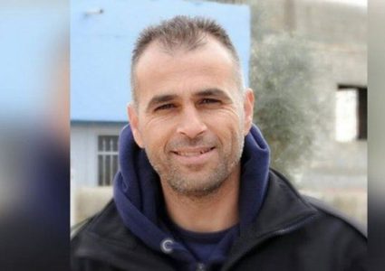 الأسير البرغوثي يصعد من إضرابه ويتوقف عن شرب الماء ويرفض المدعمات