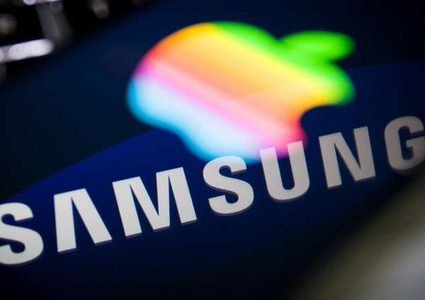لماذا سخرت سامسونغ من آبل؟