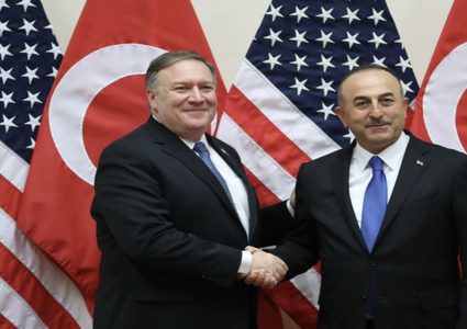 بومبيو: سألتقي وزير خارجية تركيا لمناقشة الملف السوري