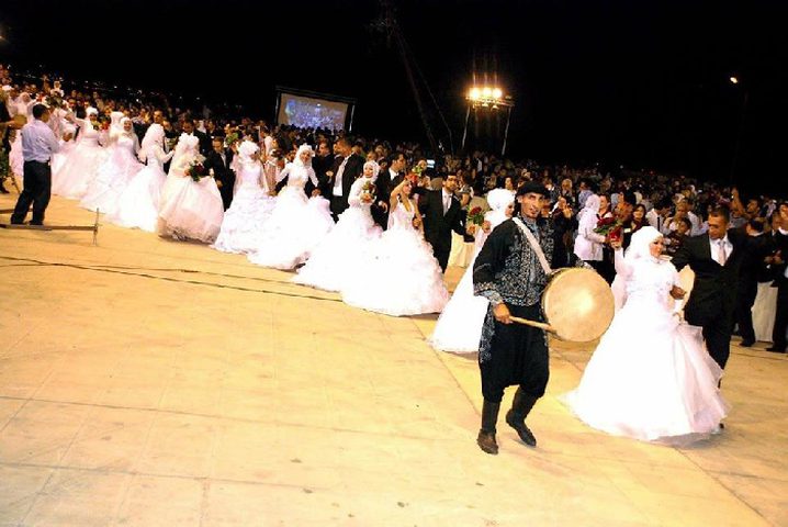 الاعلان عن اطلاق مبادرة الزفاف الجماعي في نابلس