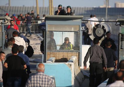 في الجمعة الثانية من رمضان...الآلاف يتوافدون على القدس