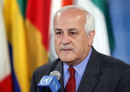 السفير منصور يكشف عن ملامح الخطة الدبلوماسية الفلسطينية في المرحلة الحالية