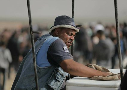 استشهاد "بائع البراد" متأثرا بجراحه في غزة