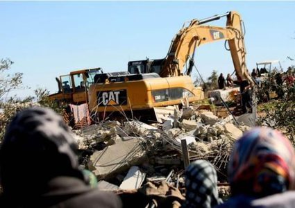 الاحتلال يخطر بهدم 20 منزلا في قرية العقبة شرق طوباس