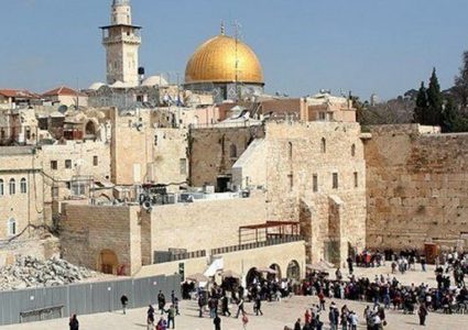 دراسة: الاحتلال غيّر اسم 667 موقعاً تراثياً في القدس