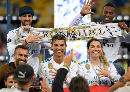 رونالدو يثير الشكوك حول بقائه مع الريال