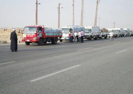 انطلاق قافلة المساعدات الثانية المقدمة من الأزهر إلى قطاع غزة