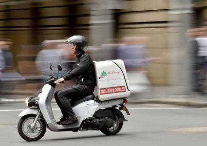 دراسة تحذر من "مخاطر" انتظار طلبات الطعام