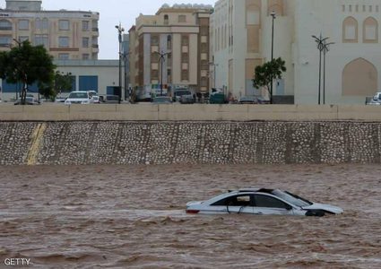 الإعصار "مكونو" يخلف قتلى في اليمن وعمان (فيديو)