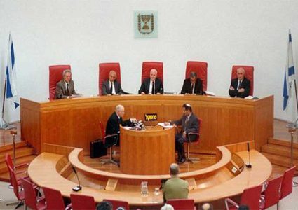 "بتسيلم": المحكمة العليا الإسرائيلية تسمح للدولة بارتكاب جريمة حرب