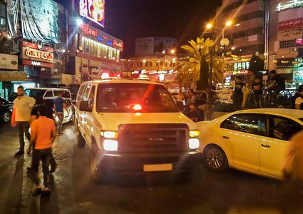 إصابة حرجة لطفل جراء سقوطه من أحد البنايات في نابلس