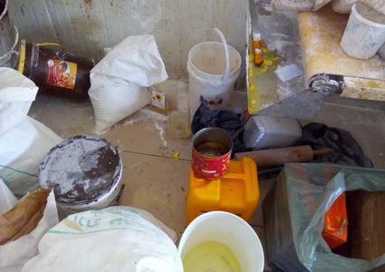 الصحة والضابطة يوقفان مخبزاً ومعملاً للحلويات عن العمل في دورا