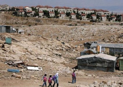 وزارة الصحة: هدم "الخان الأحمر" سيهدد الصحة العامة لسكان التجمع