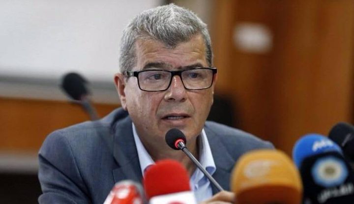 قراقع: الأسرى الإداريون سيشرعون بإضراب عن الطعام الشهر المقبل