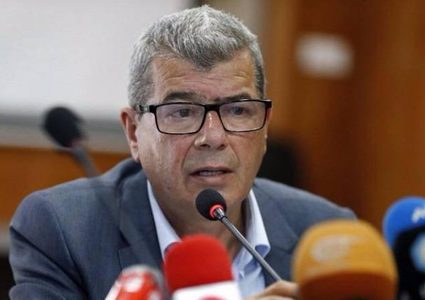 قراقع: الأسرى الإداريون سيشرعون بإضراب عن الطعام الشهر المقبل