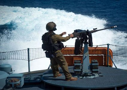 بحرية الإحتلال تفتح نيران رشاشاتها قبالة شواطئ رفح