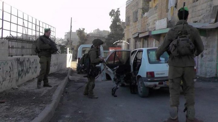 الاحتلال يعتقل مواطنا بزعم العثور على سلاح في سيارته