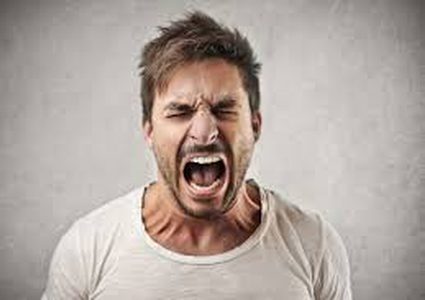 كيف يختلف الغضب والتعامل معه عند النساء؟