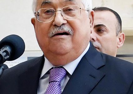 هآرتس: الرئيس عباس رفض مقابلة وفد من الكونغرس الأمريكي في رام الله