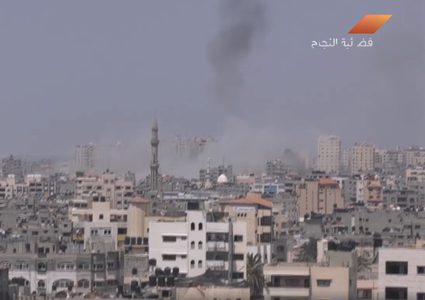 الاحتلال يقصف غزة والمقاومة ترد