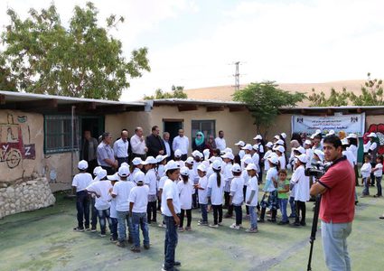 صيدم يفتتح المخيم الصيفي "باقون" في مدرسة الخان الأحمر