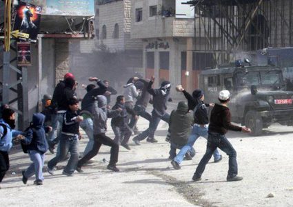 إصابات بمواجهات مع الاحتلال في طولكرم