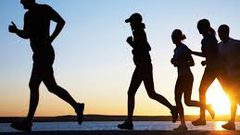 من هي الفئة العمرية الأكثر إستفادة من المشي السريع؟
