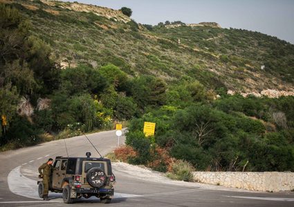 تحركات برية وجوية اسرائيلية على الحدود اللبنانية