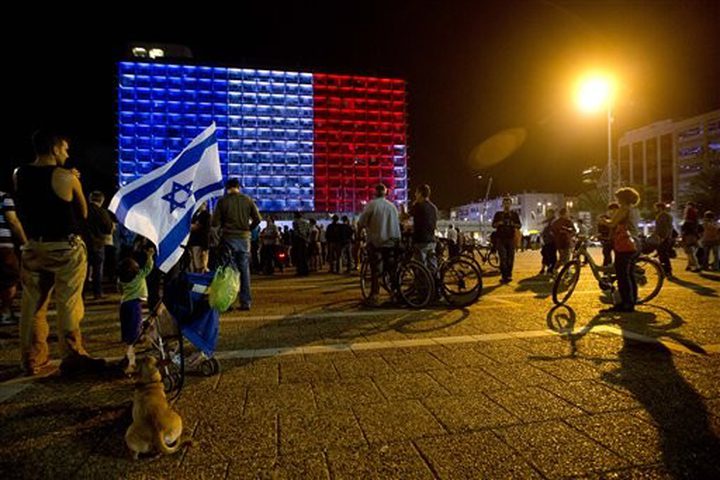 فرنسا وإسرائيل تتراشقان الاتهامات على تويتر