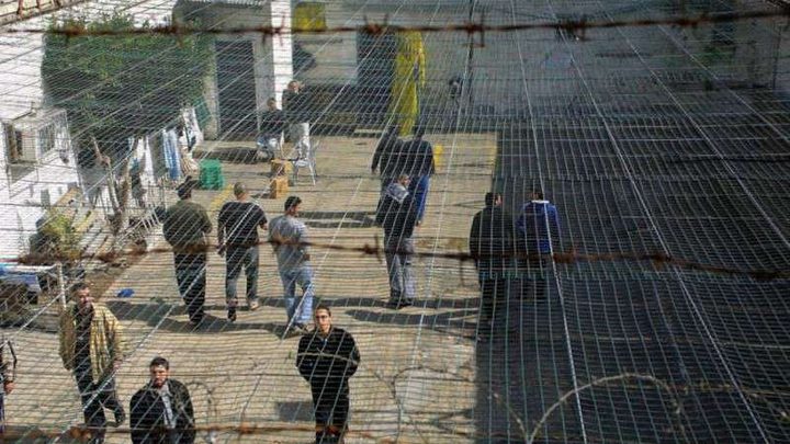 4 أسرى يدخلون أعوامًا جديدة داخل سجون الاحتلال