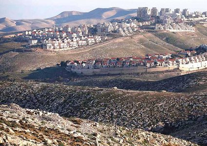 الاحتلال يشرع بتوسيع مستوطنة غرب الخليل